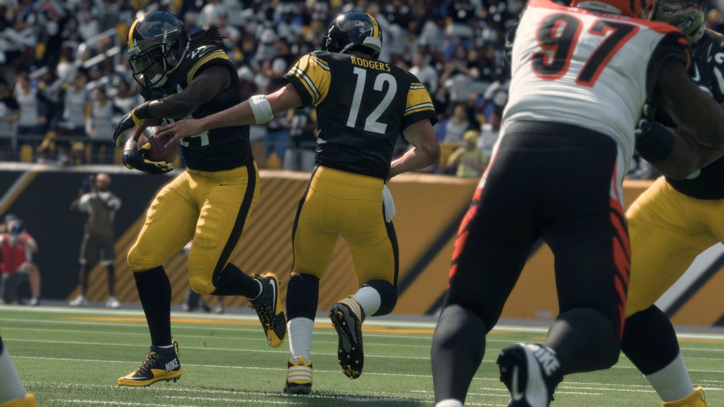 Madden NFL 18 – PlayStation 4 (PS4) video game gameplay, American football sports game