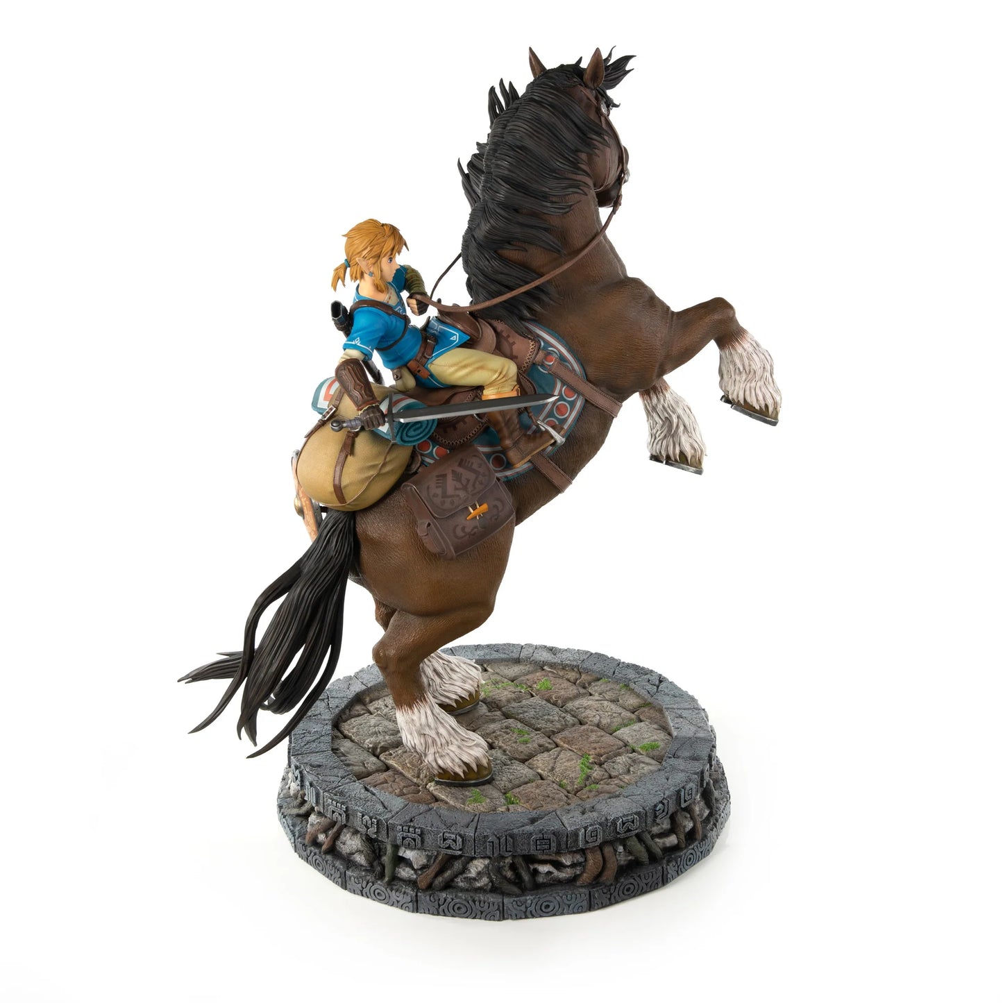 Breath of the Wild: Link On Horseback 22" Premium Resin Statue – Figure. Side of statue