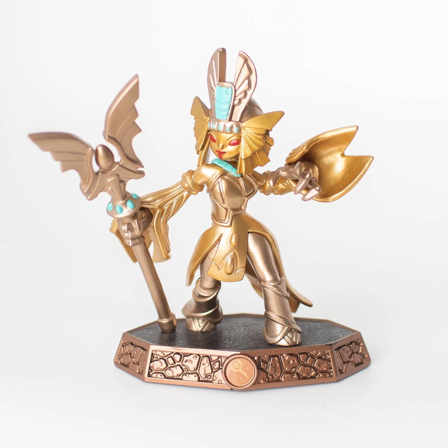 Golden Queen Skylanders Imaginators sensei character figure collectible toy earth element villain portal compatible game piece gold transforming sorceress figure for Skylanders fans front
