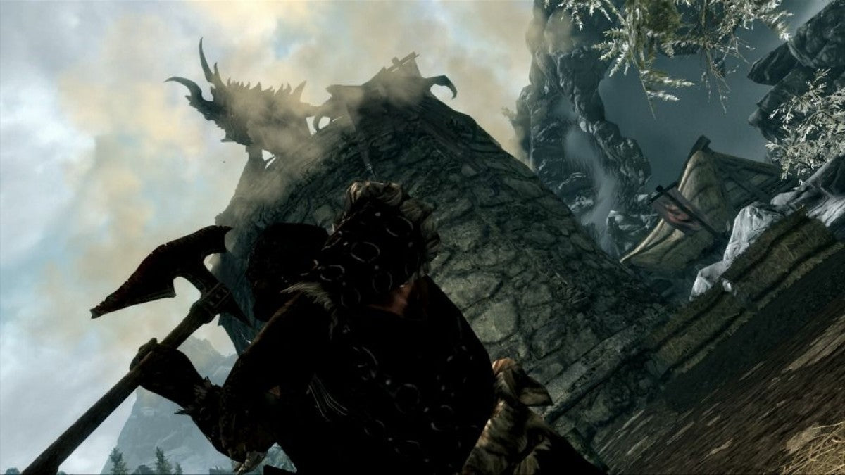 The Elder Scrolls V: Skyrim gameplay for Xbox 360 (X360) open-world fantasy role-playing video game