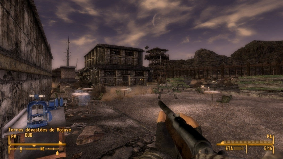 Fallout New Vegas Ultimate Edition Xbox 360/Xbox One post-apocalyptic RPG with faction choices open-world exploration and all included DLC content gameplay
