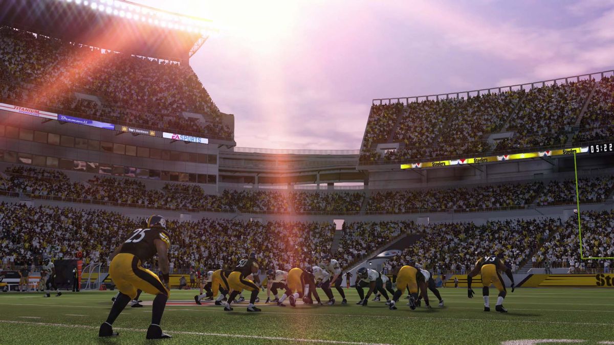 Madden NFL 15 – PlayStation 4 (PS4) video game gameplay, American football sports game.