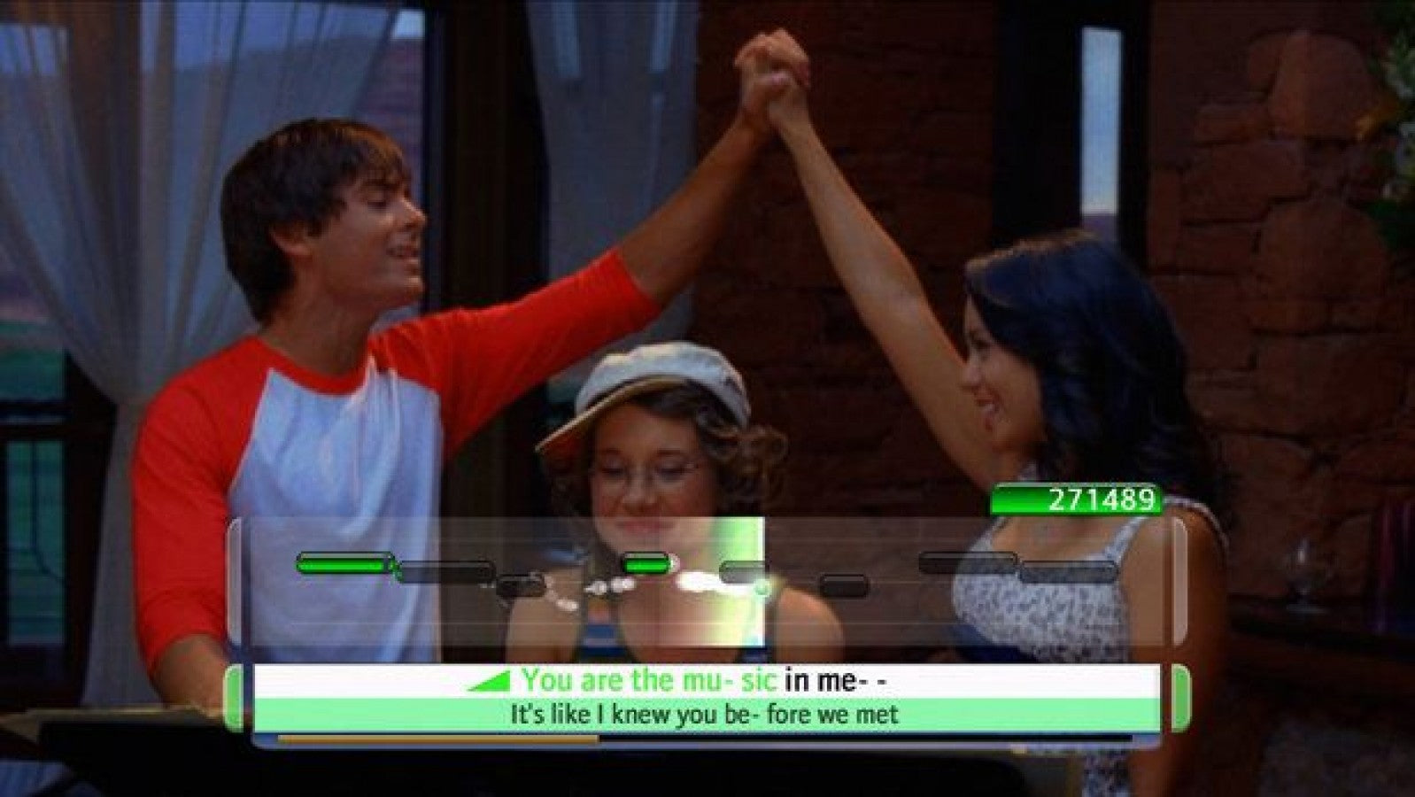 Disney Sing It gameplay for PlayStation 2 (PS2) karaoke pop music rhythm video game