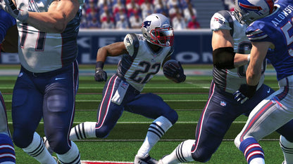Madden NFL 15 – PlayStation 4 (PS4) video game gameplay, American football sports game.