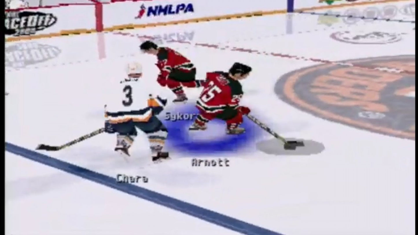 NHL FaceOff 2000 PlayStation 1 hockey sports simulation video game 989 Sports official NHL teams players season mode playoffs multiplayer exhibition matches gameplay