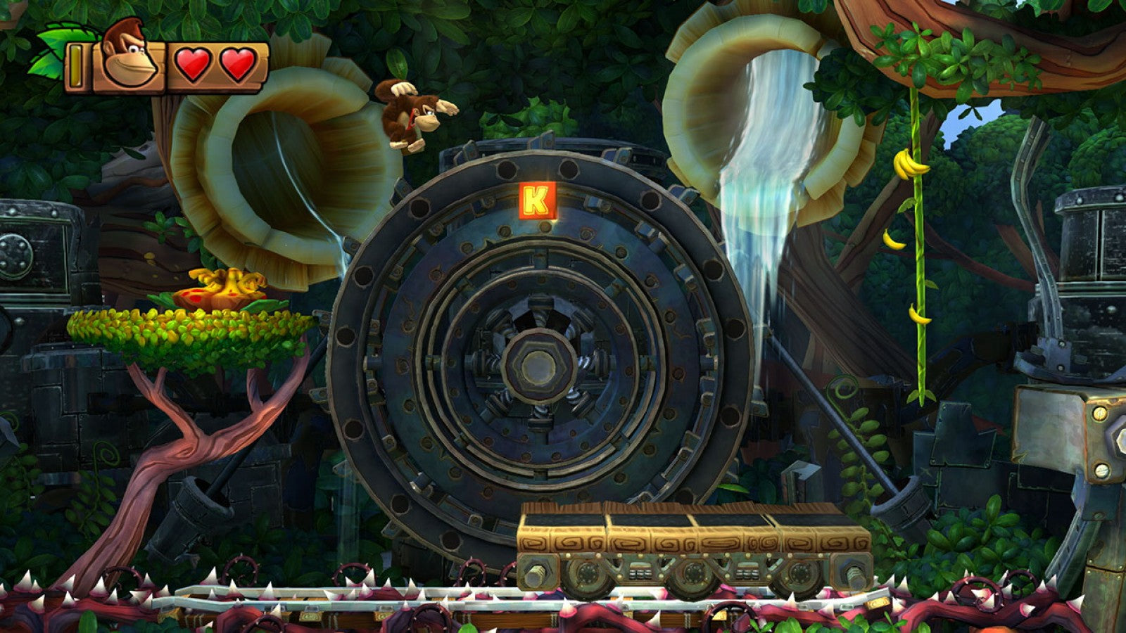Donkey Kong Country: Tropical Freeze gameplay for Nintendo Switch (NS) featuring side‑scrolling platform action with dynamic levels, cooperative play, and classic Donkey Kong characters.