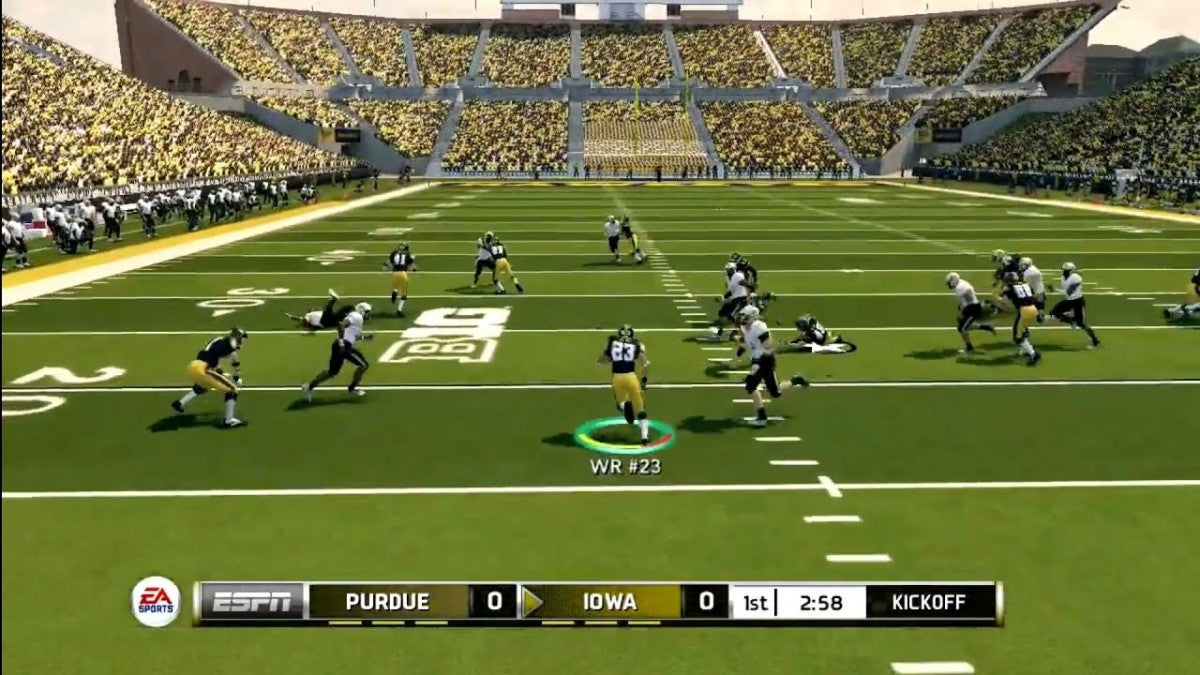 NCAA Football 14 gameplay for PlayStation 3 PS3 video game