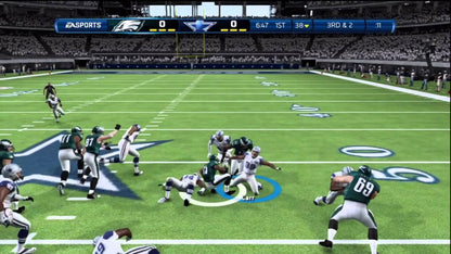 Madden NFL 13 Xbox 360 X360 video game featuring American football sports simulation gameplay NFL teams and players passing plays rushing attacks defensive strategies touchdown scoring quarterback controls precision passing play calling franchise mode season competition multiplayer matches and classic Xbox 360 football gaming retro video game collection collectible gaming appeal gameplay screenshot