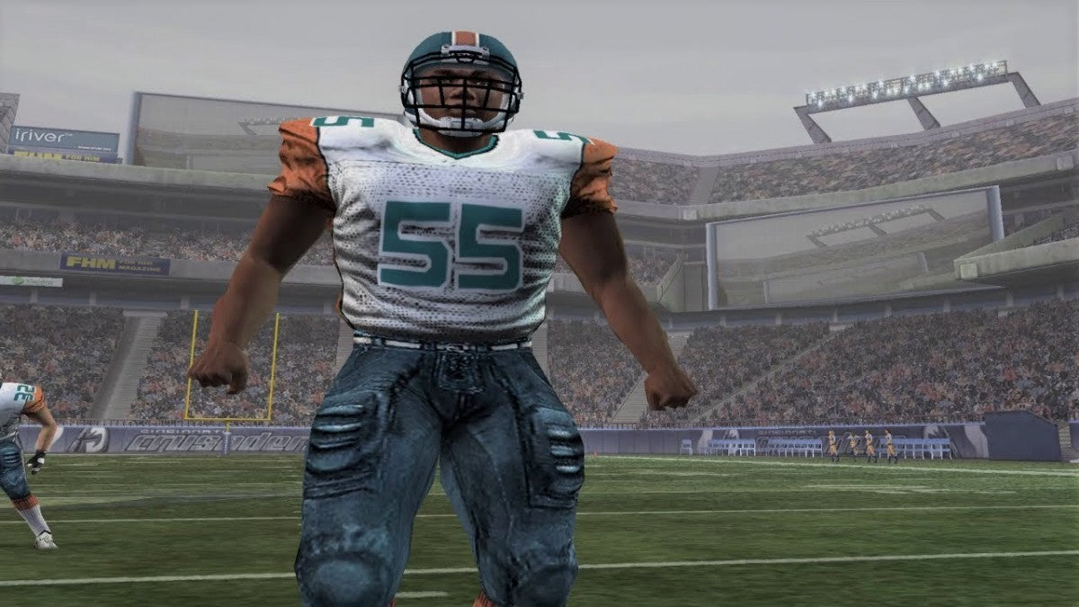 Blitz: The League for PlayStation 2 with intense arcade-style football theme gameplay