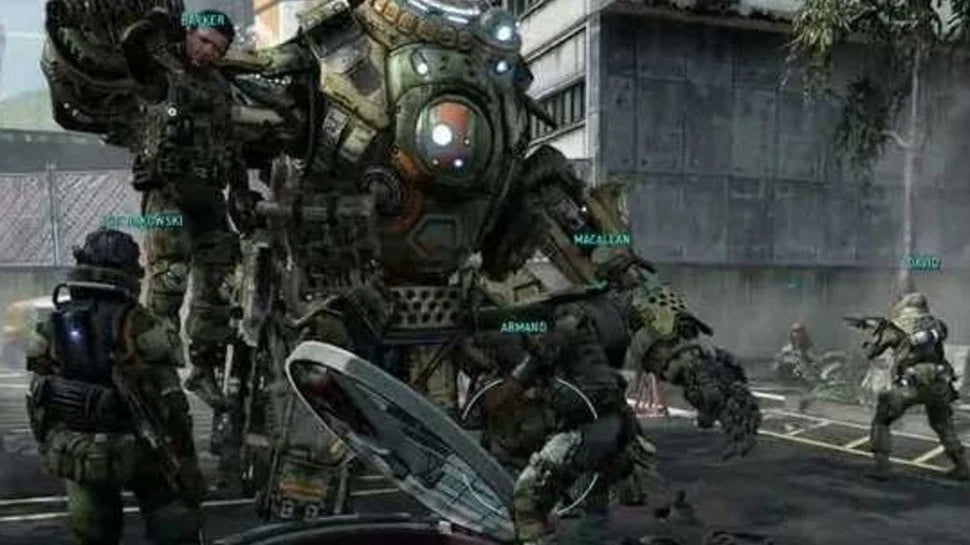 Titanfall – Xbox 360: Fast-paced multiplayer shooter featuring agile pilots, massive Titans, and futuristic combat action gameplay
