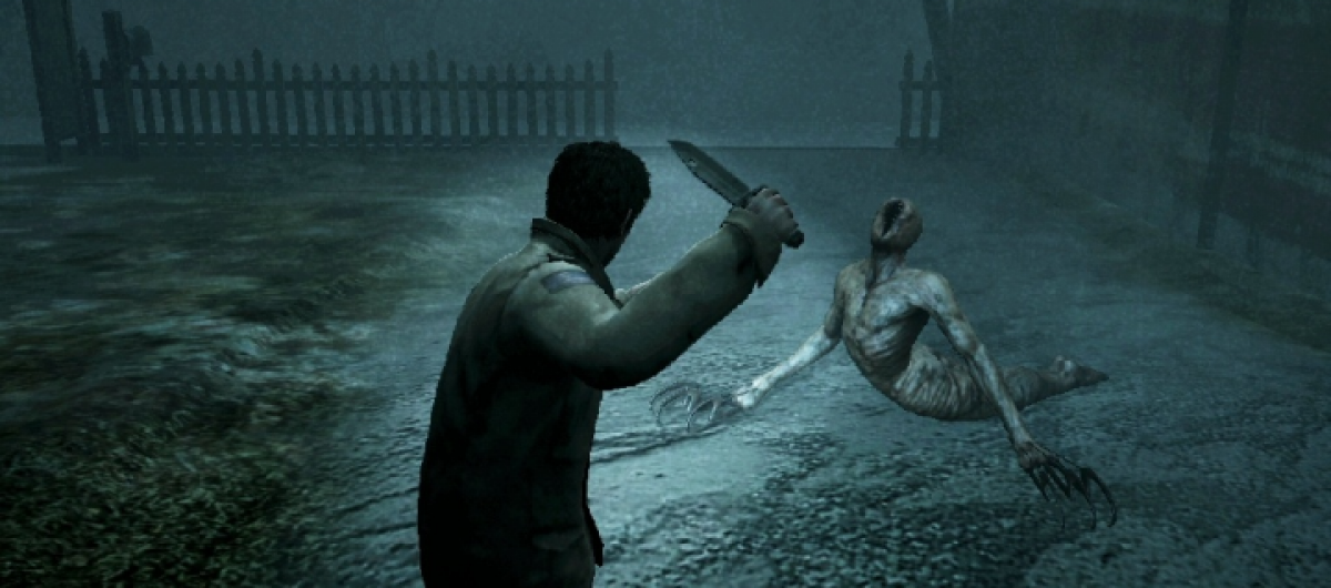 Retro Silent Hill Homecoming Xbox 360 inspired design featuring psychological survival horror aesthetic vintage HD era fog covered town disturbing creatures haunted atmosphere dark family secrets cinematic terror nostalgic Konami horror presentation gameplay 