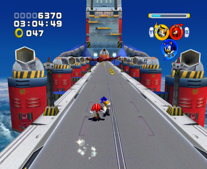 Sonic Heroes GameCube game featuring fast-paced team-based platforming, colorful 3D levels, and classic Sonic the Hedgehog action adventure gameplay