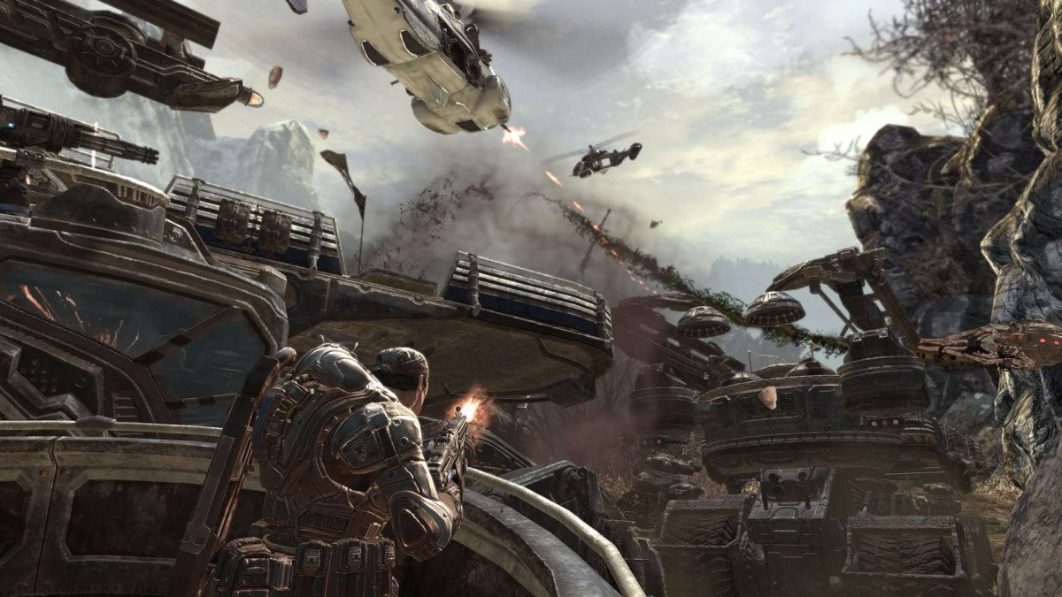 Gears of War 2 Limited Edition for Xbox 360 with special packaging and collectible bonus content gameplay