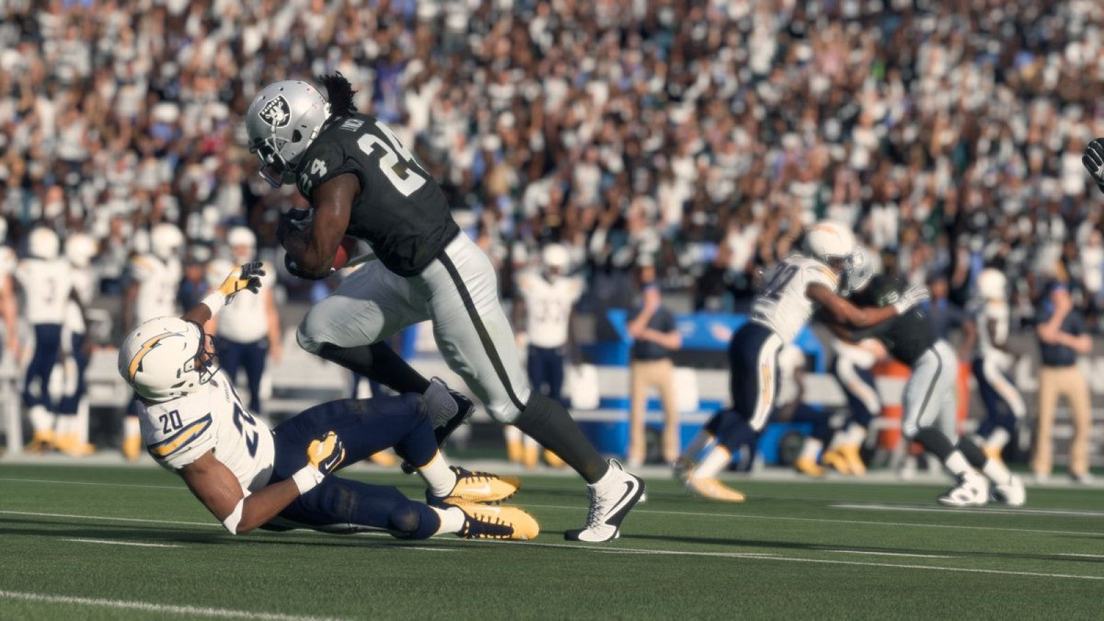 Madden NFL 18 – PlayStation 4 (PS4) video game gameplay, American football sports game